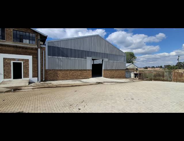 771M² BUILDING TO LET IN BENONI SOUTH